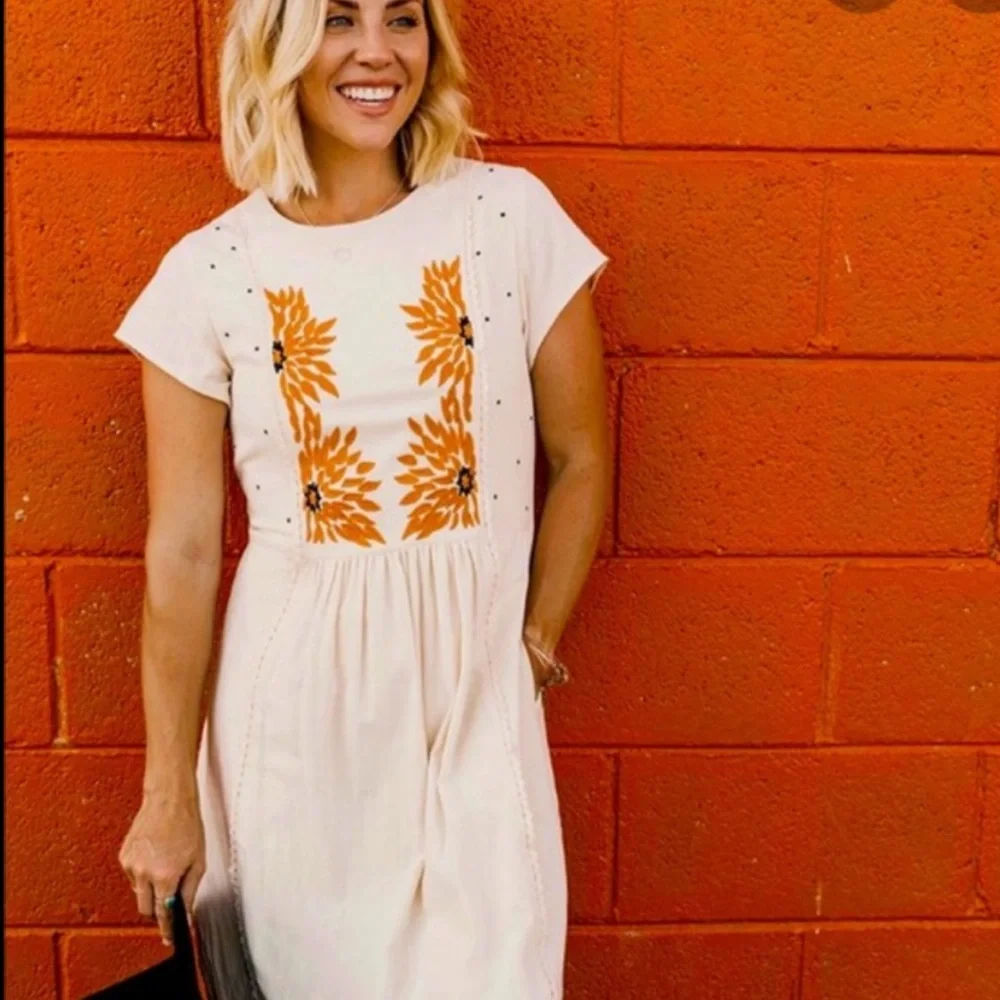 ROOLEE Cream Linen Cotton Dress Embroidered Orange Flowers Lace Trim XXXL NEW!!! - Picture 1 of 12
